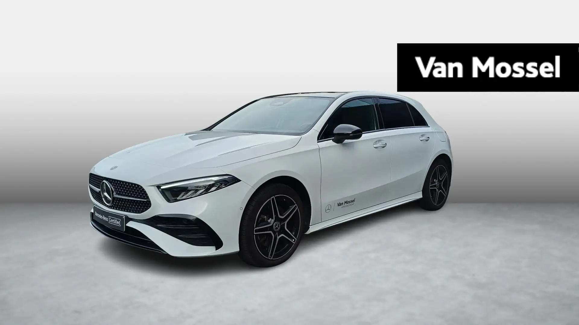 Mercedes-Benz A 250 e AMG Line + PANORAMISCH DAK + CARPLAY + NIGHTPAKK Blanc - 1