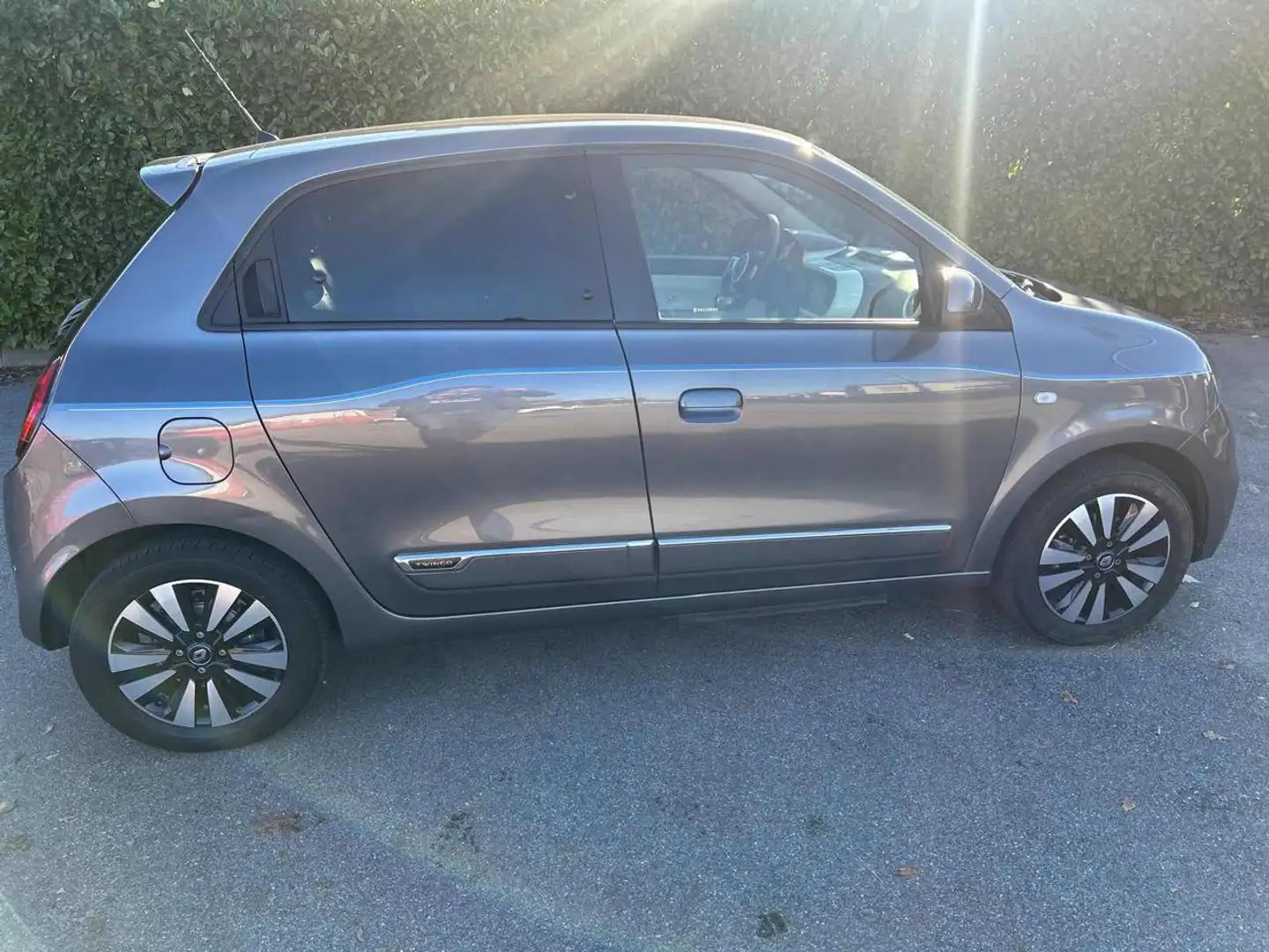 Renault Twingo Electric intens Серый - 2