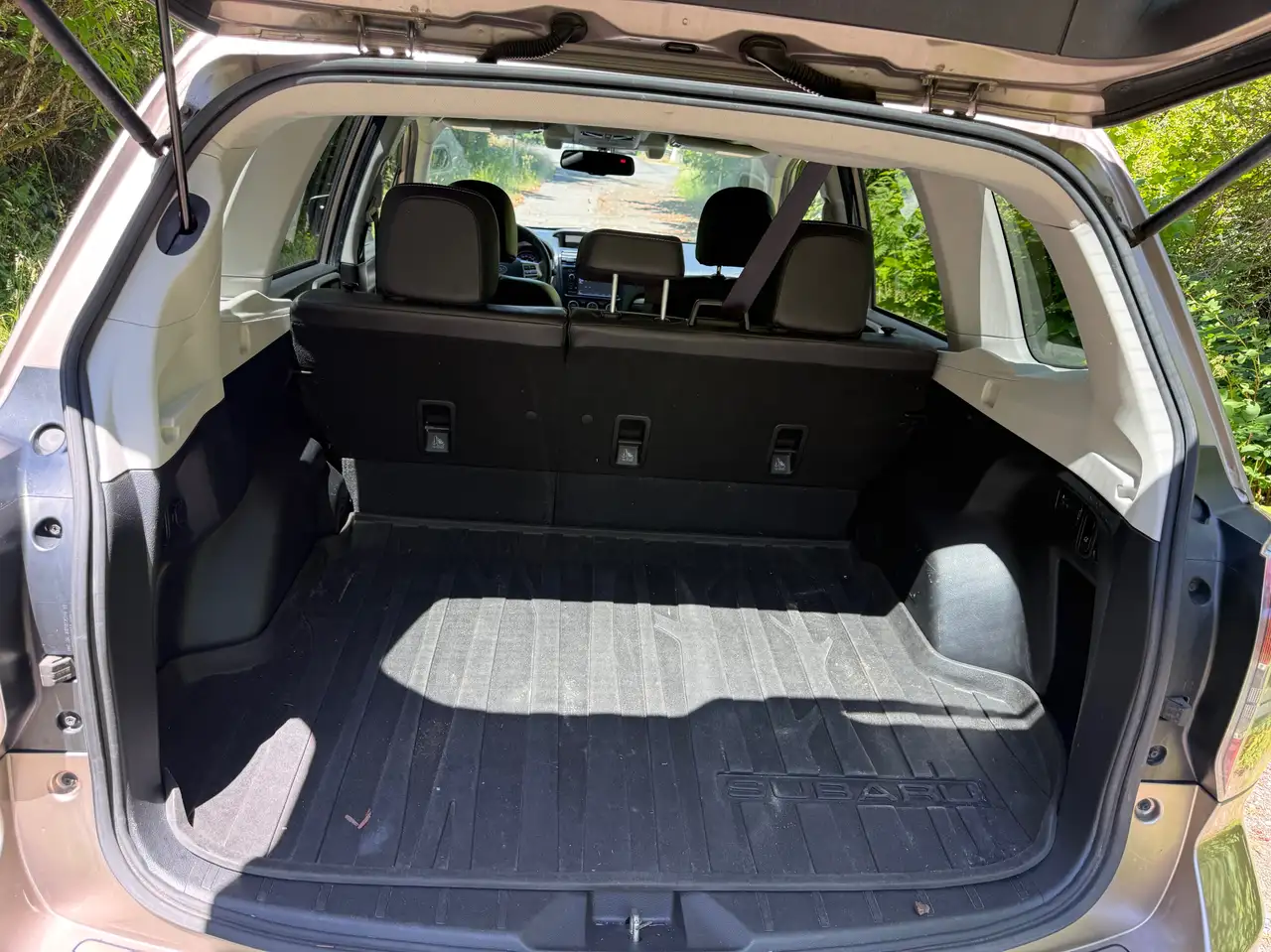 Subaru Forester снимка Subaru Forester