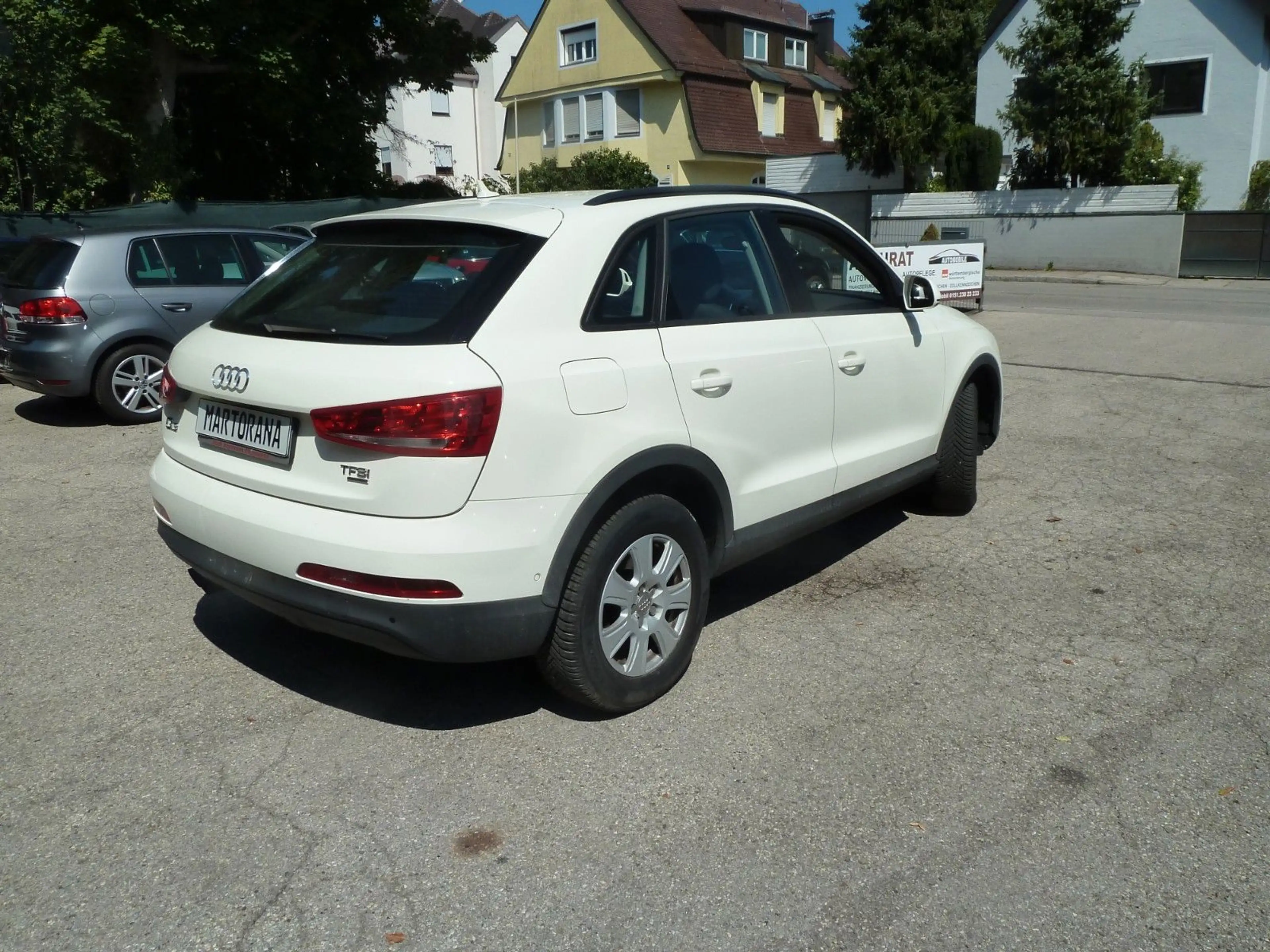 Audi Q3 2.0 TFSI quattro — photo 9