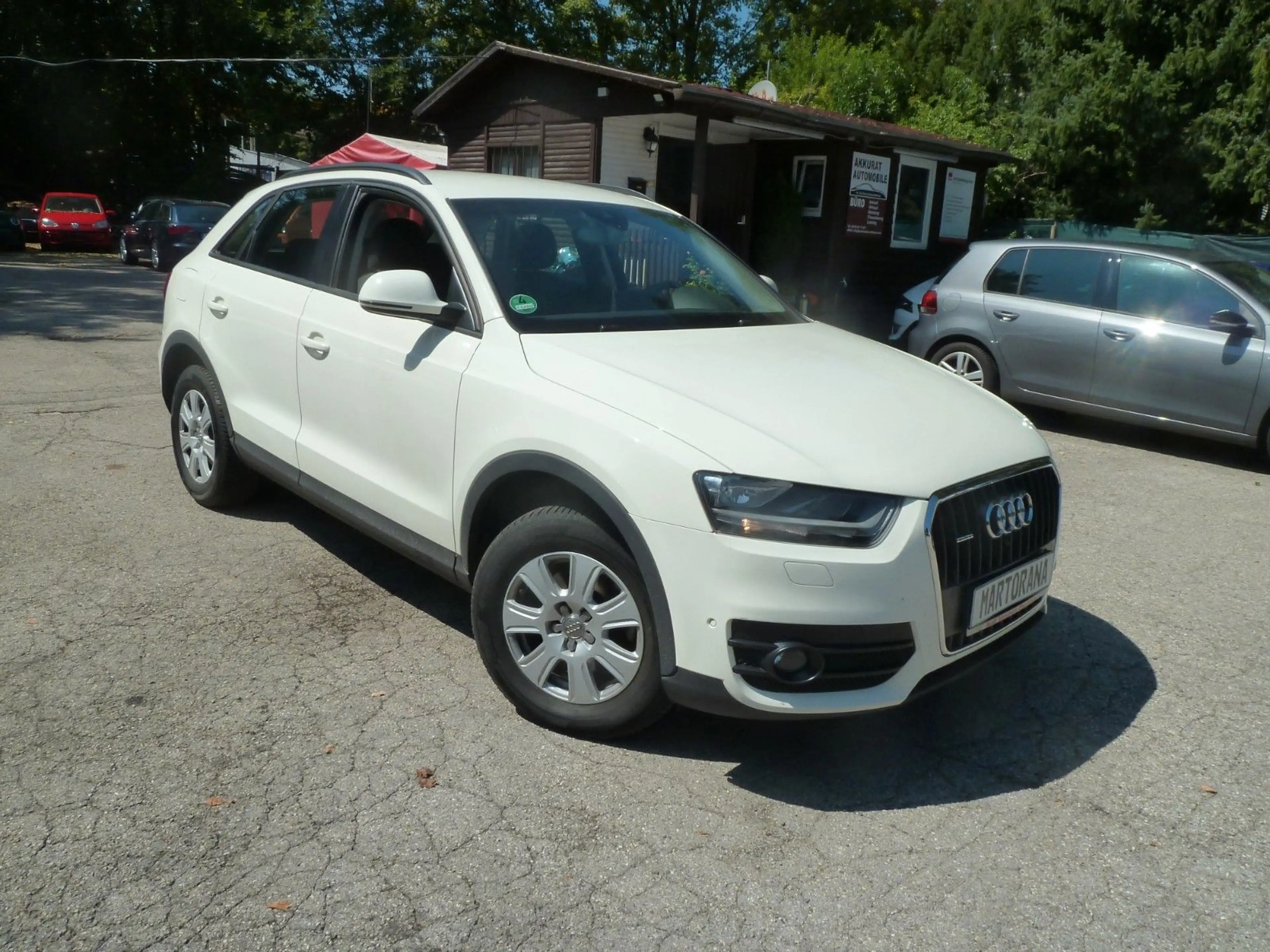 Audi Q3 2.0 TFSI quattro — photo 4