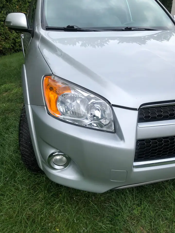 Toyota RAV 4 photo Toyota RAV 4