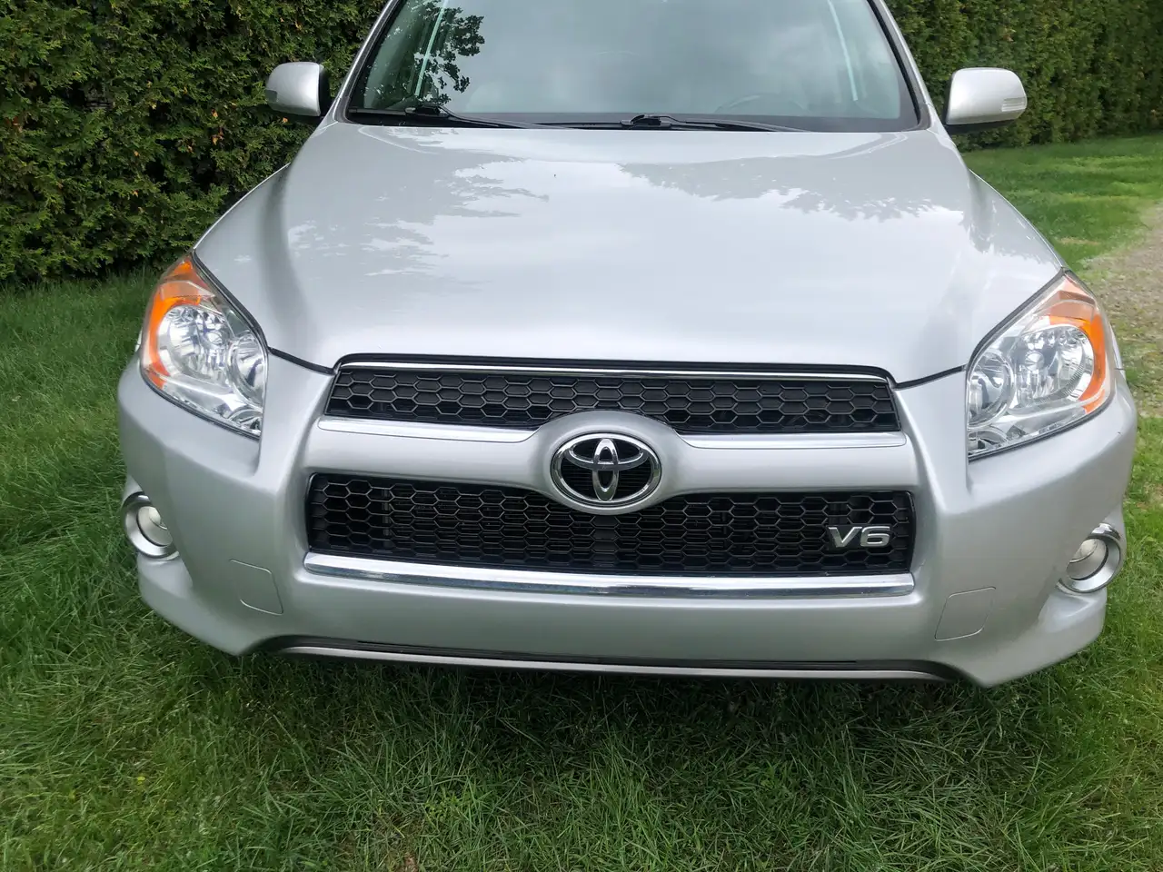 Toyota RAV 4 photo Toyota RAV 4