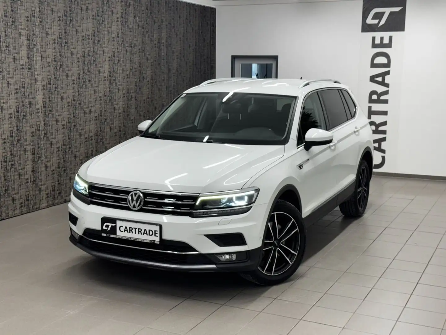 Volkswagen Tiguan Allspace 2.0 TDI Highline 4Motion Weiß - 2