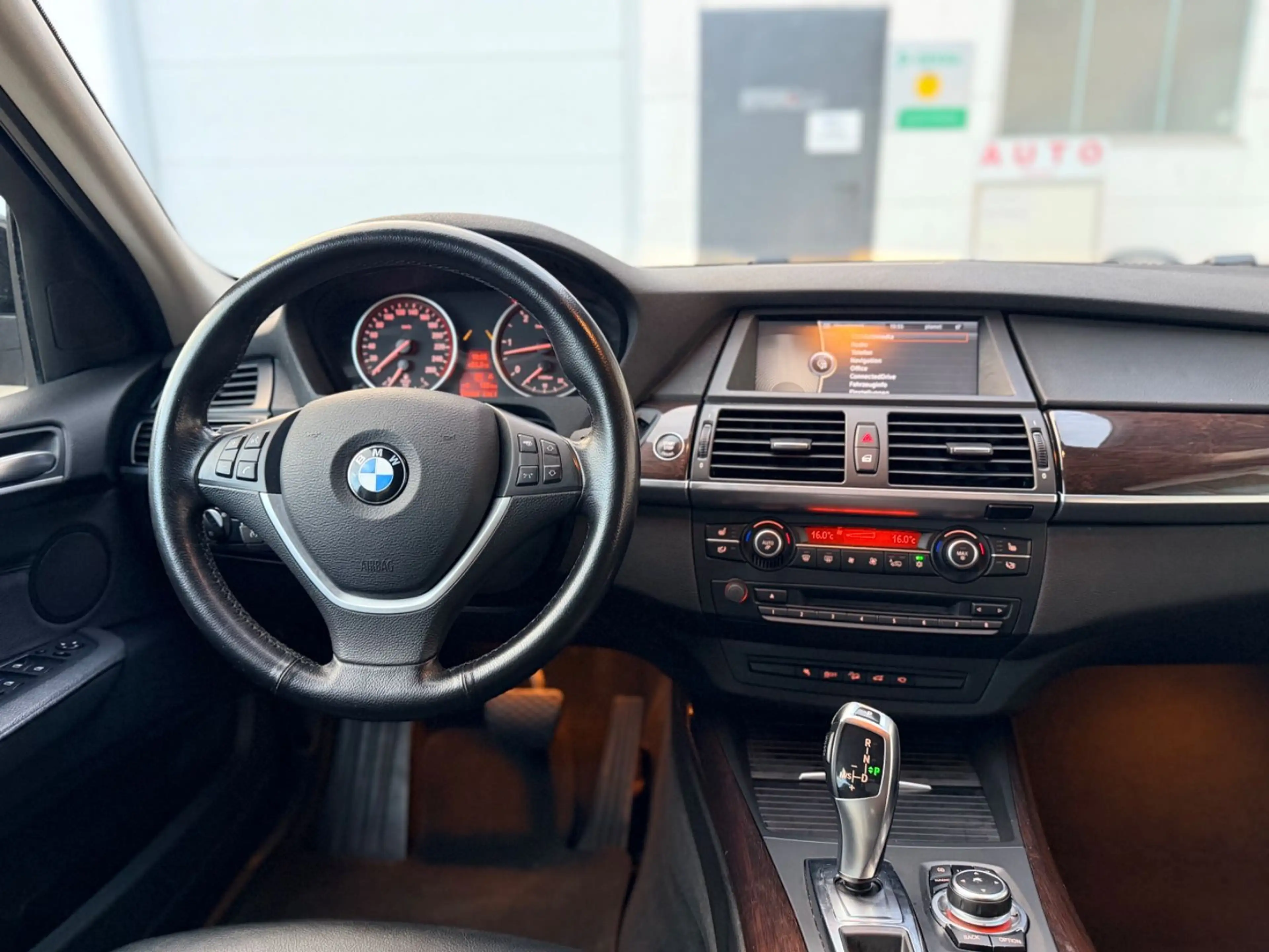 BMW X5 xDrive 30 d *Head up*Keylees Go*Pano*Softclos — photo 10