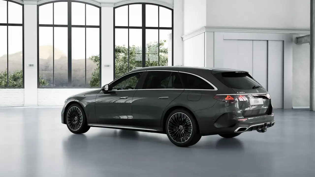 Mercedes-Benz E-Class 2026
