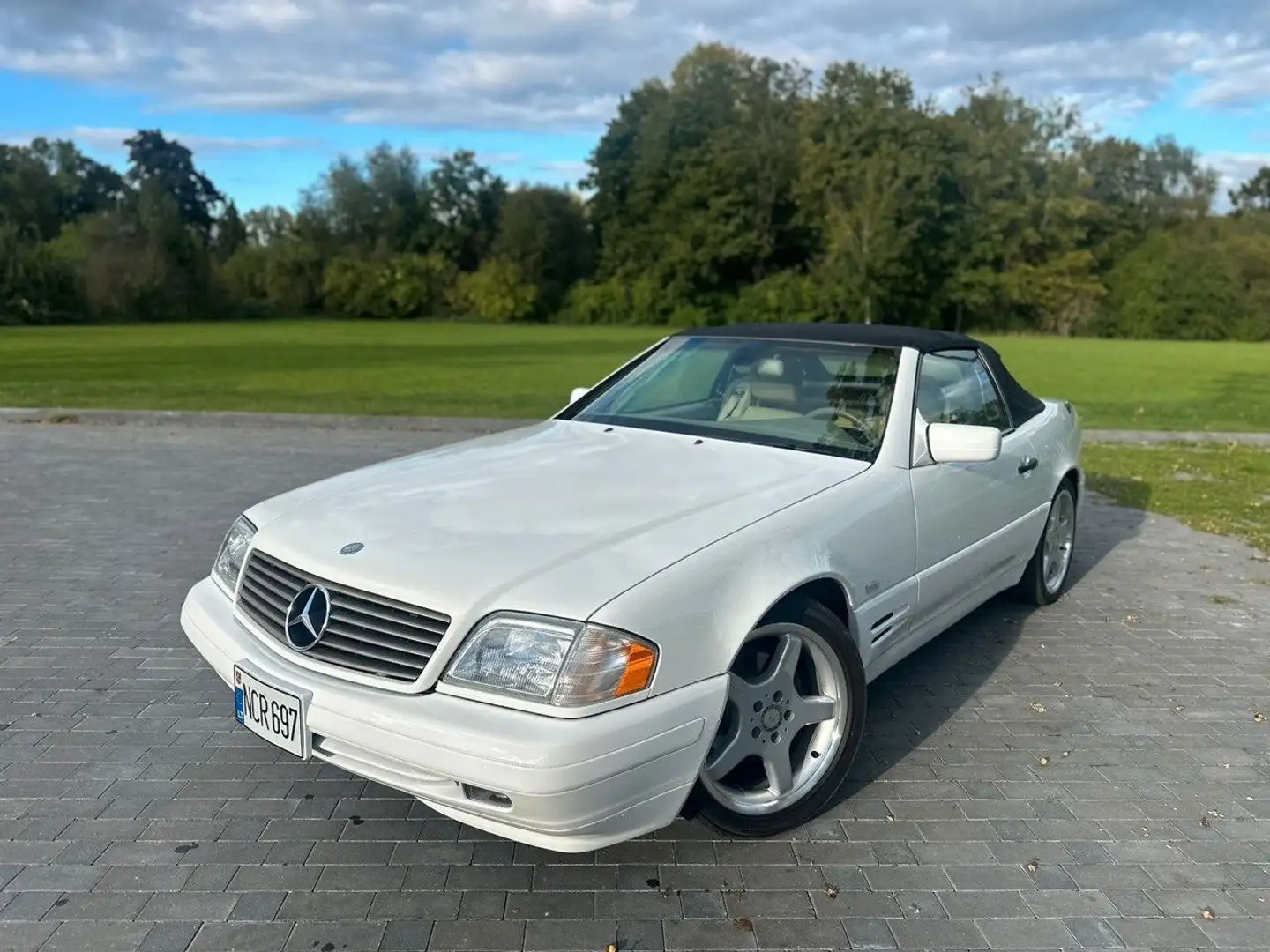Mercedes-Benz SL 500 Weiß - 2