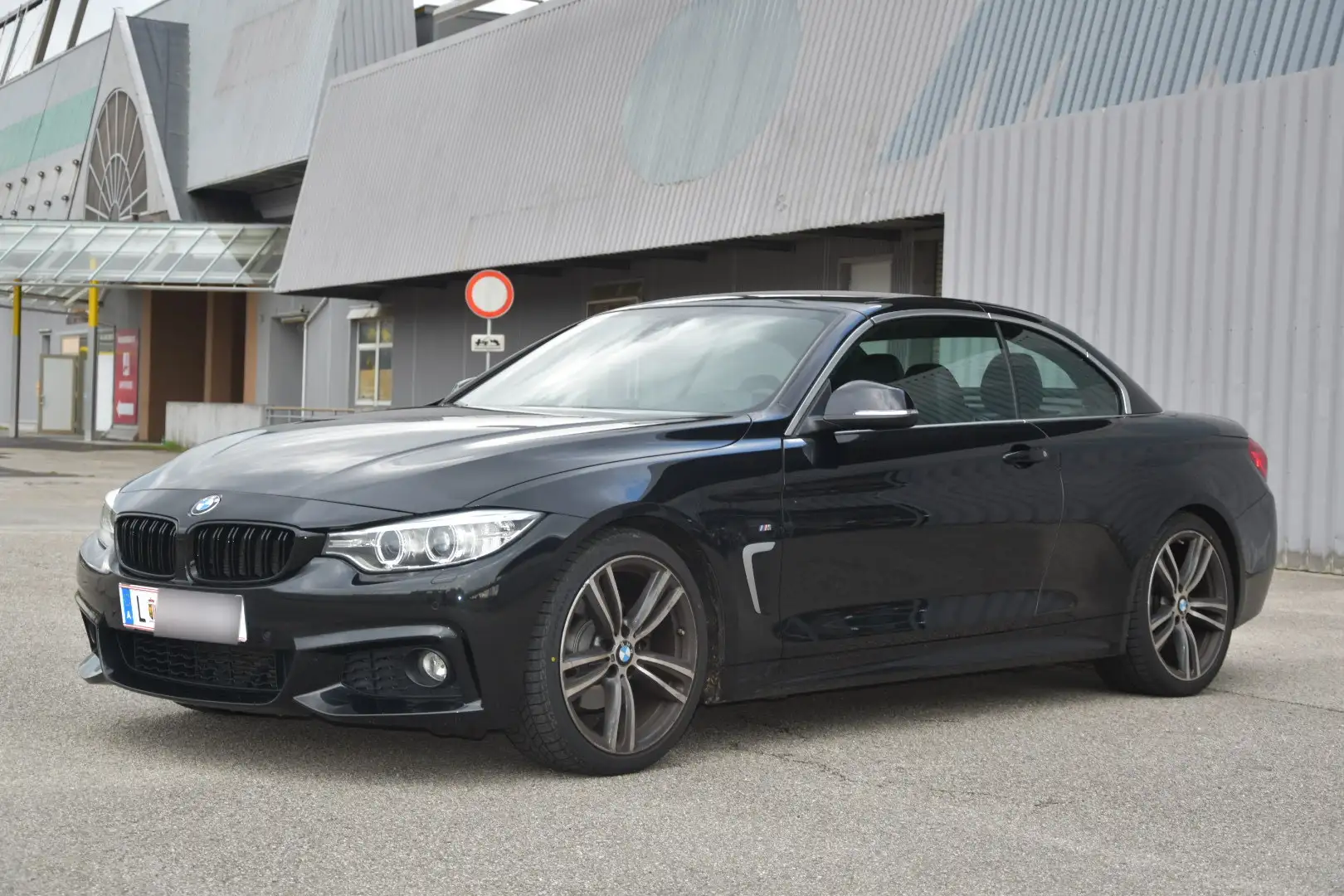 BMW 420 420d Cabrio M-Packet Schwarz - 2