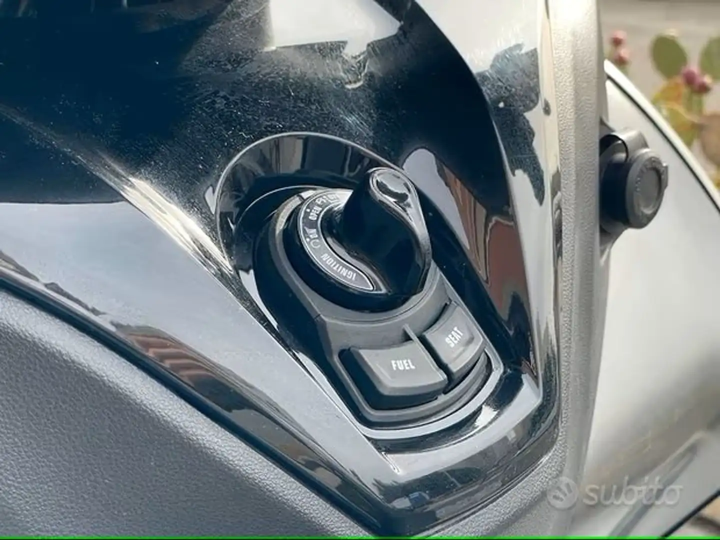 Yamaha TriCity 300 Silber - 2