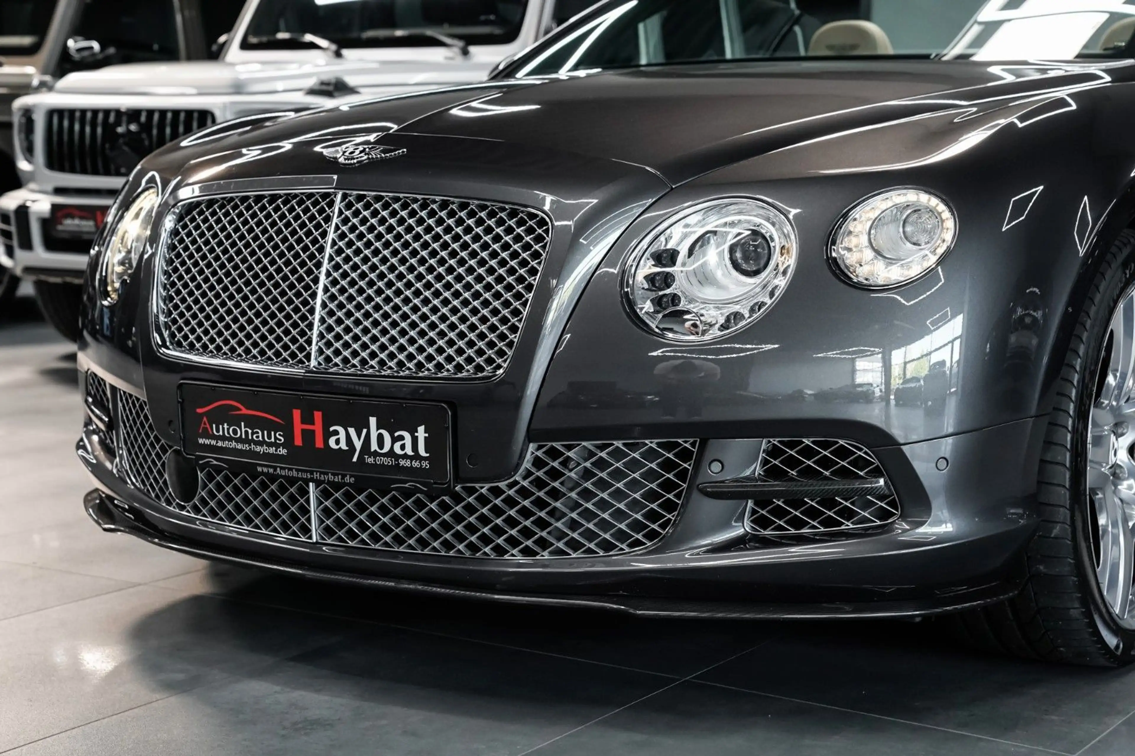 Bentley Continental GTC W12 Mulliner *Carbon* — photo 4