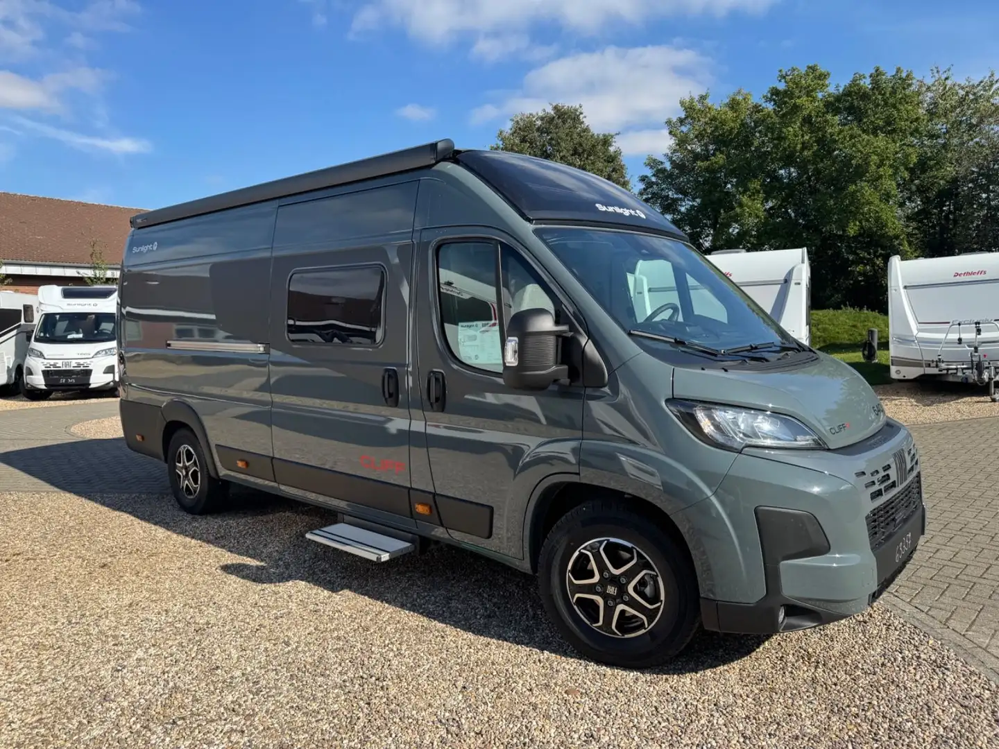 Sunlight CLIFF 640 X Adventure Modelljahr 2026 Grau - 2