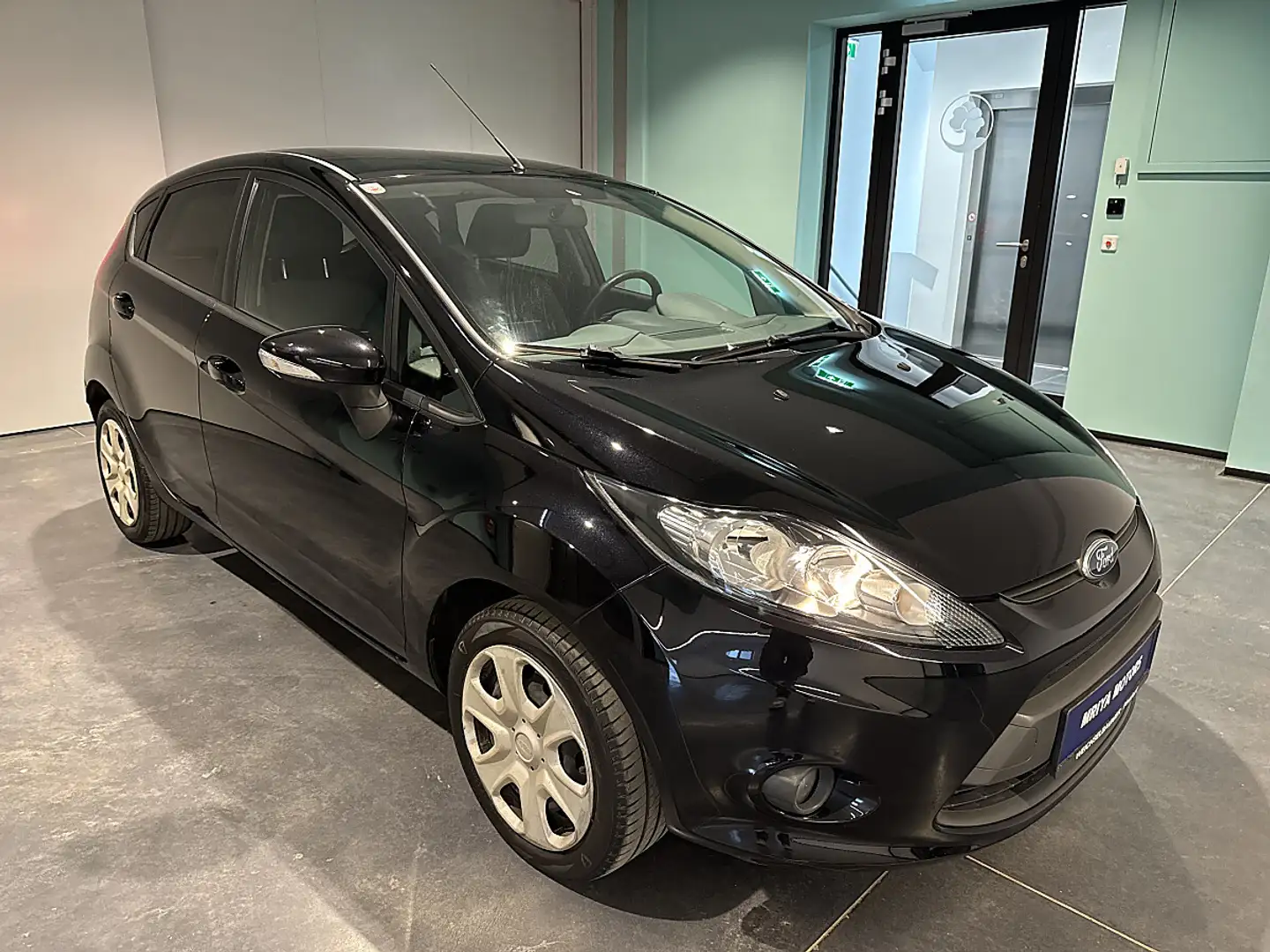 Ford Fiesta 1.25 Trend | Service NEU | Kein Wartungsstau | ... Schwarz - 2