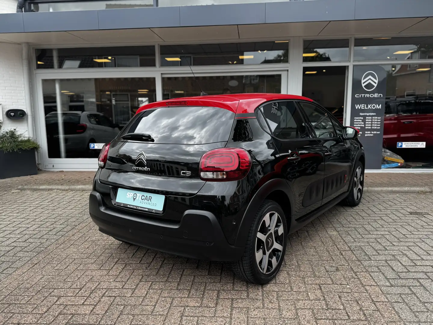 Citroen C3 PT 82 Shine Camera | Key Less | 17" etc Zwart - 2