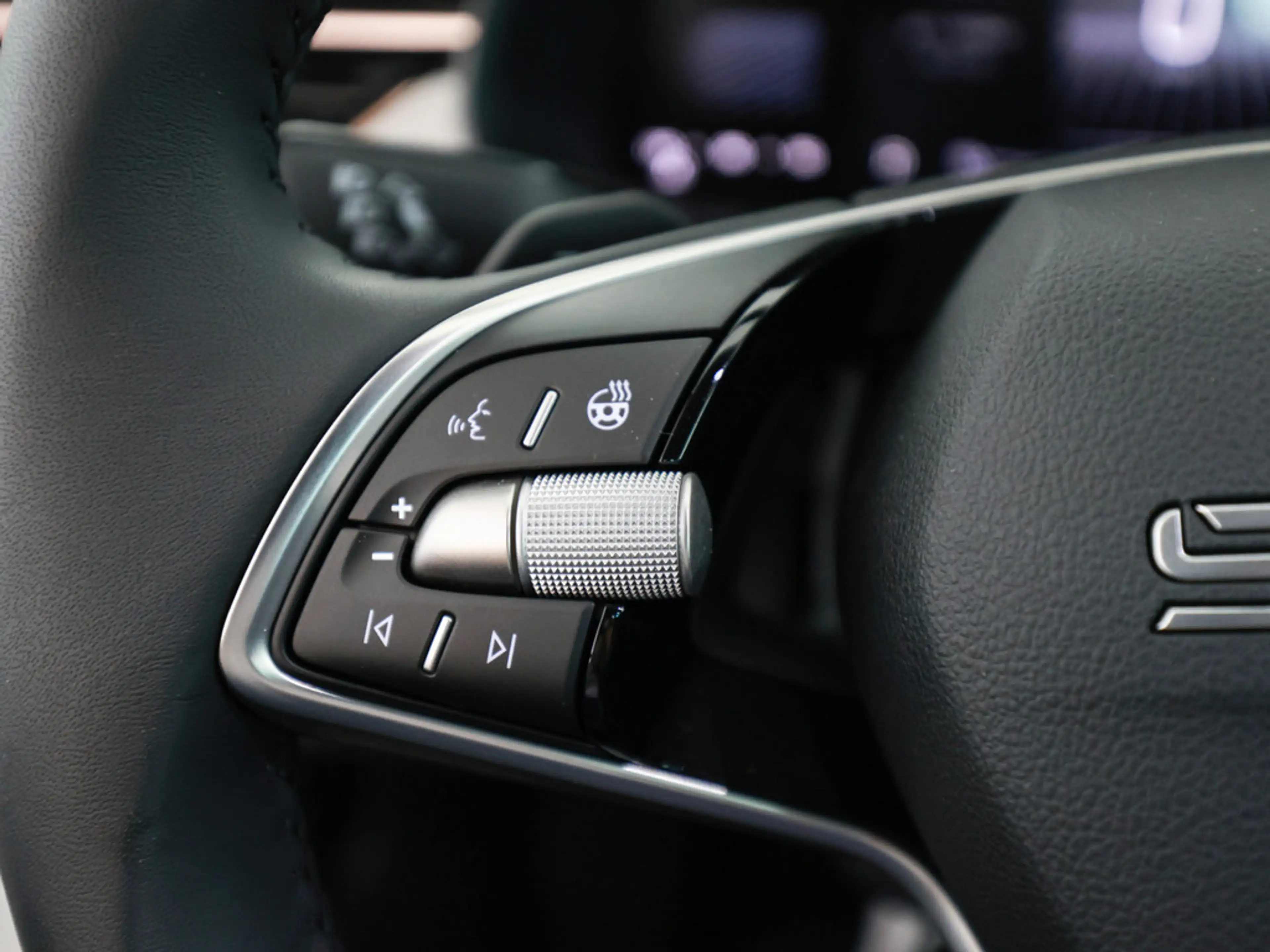Skoda Kamiq Top Selection 1.0l TSI EU-Import 38% u. — photo 18