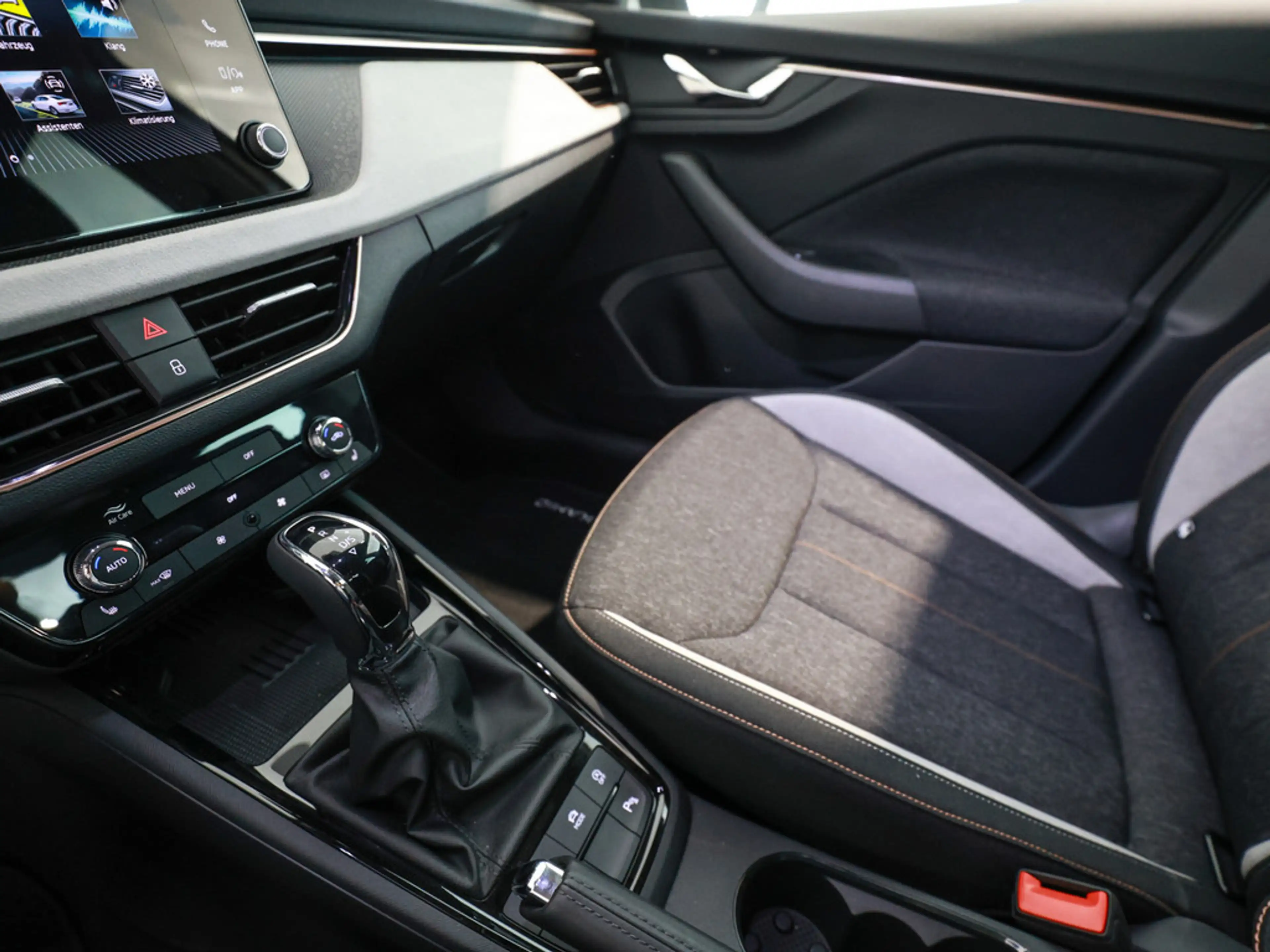 Skoda Kamiq Top Selection 1.0l TSI EU-Import 38% u. — photo 14