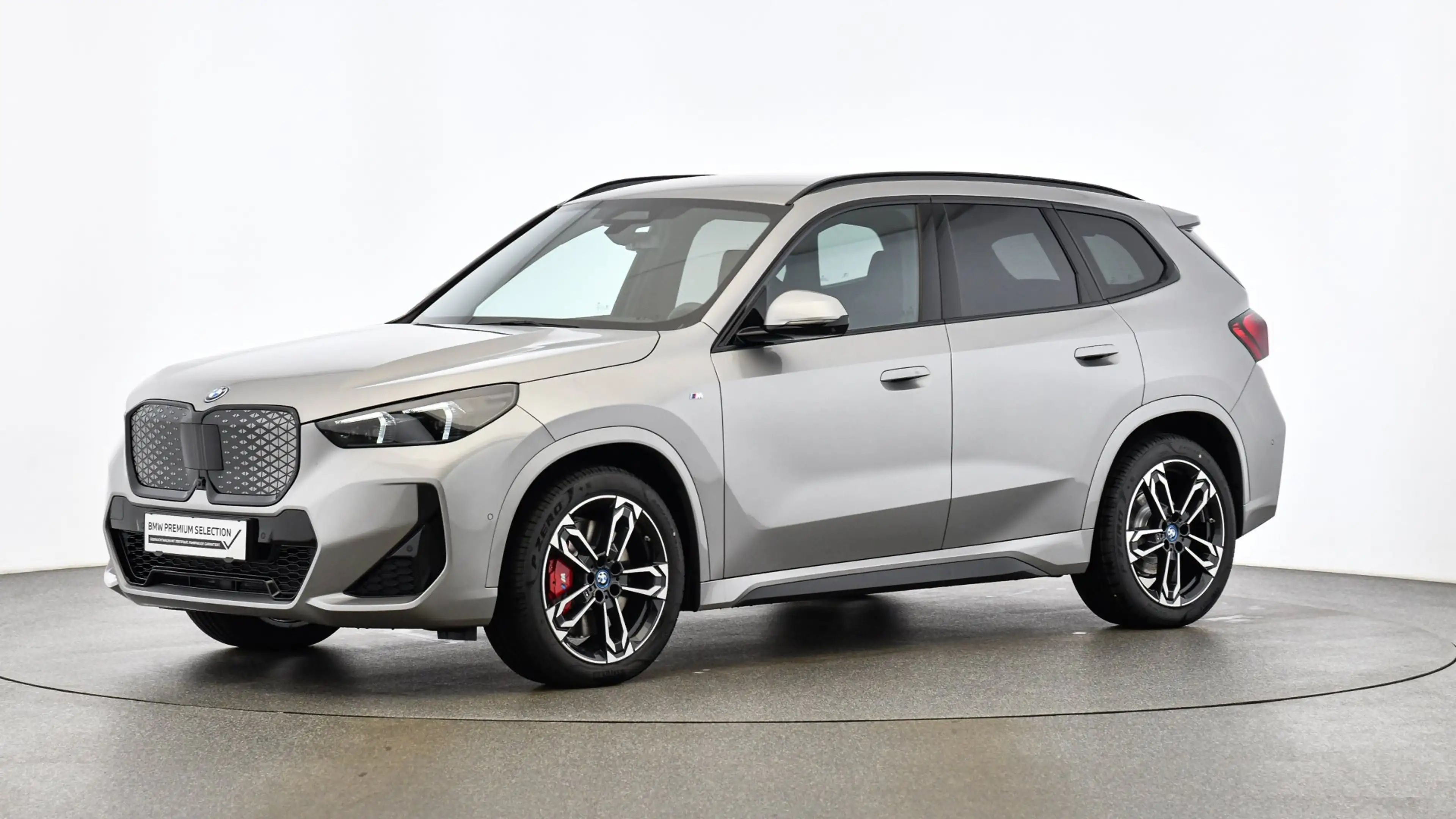 BMW iX1 eDrive20 — photo 5