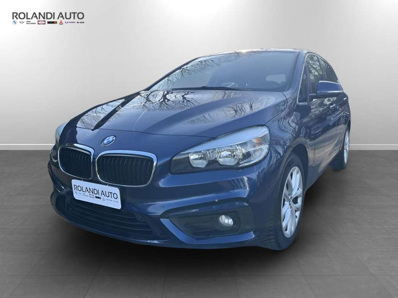 BMW 218 d Active Tourer Advantage auto my15