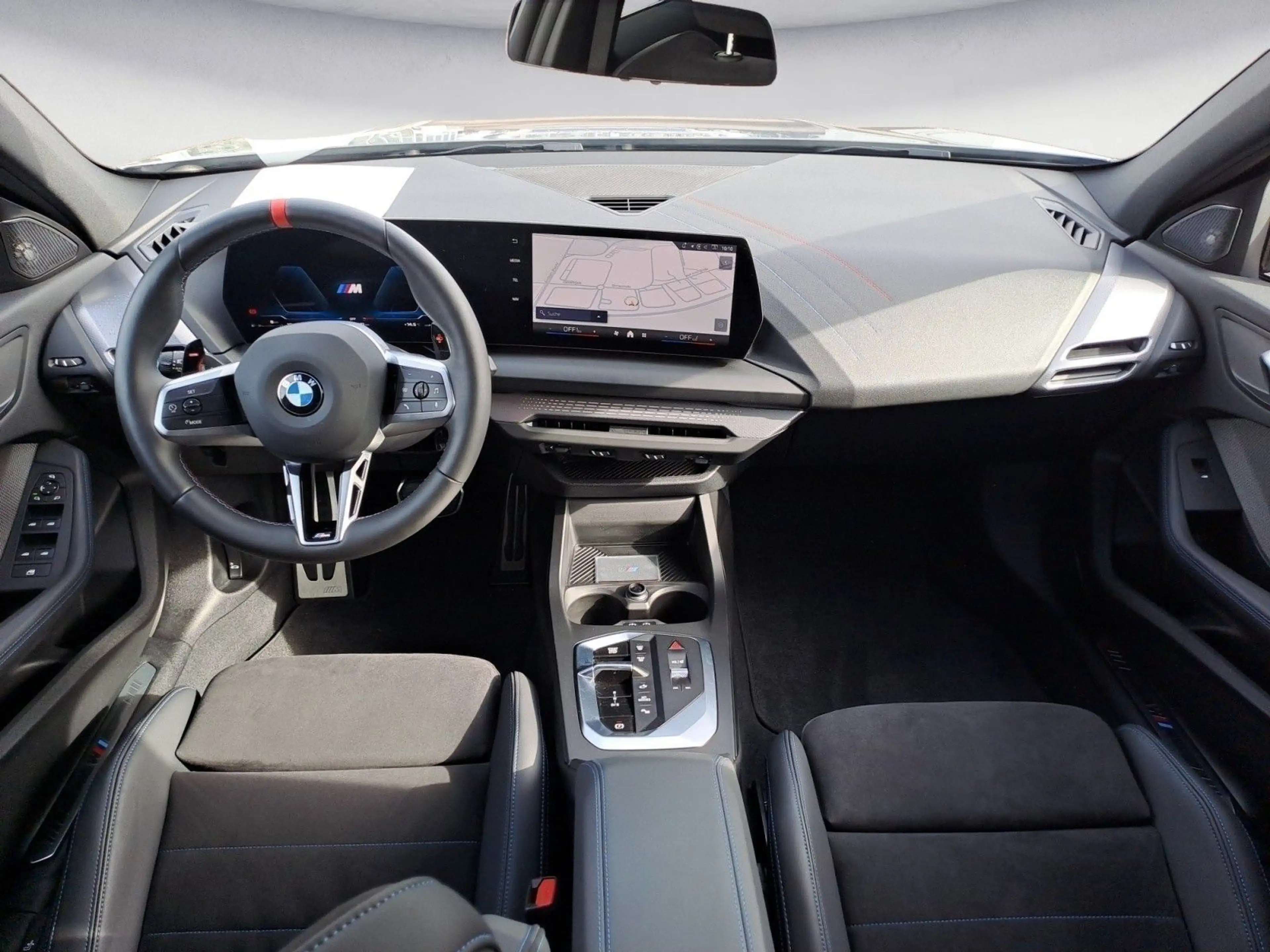 BMW 135 xDrive Adaptives Fahrwerk Komfortzugang — photo 11