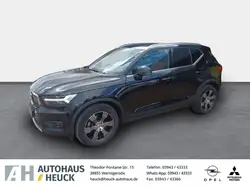 Volvo XC40 Inscription AWD T4 AHK el. klappbar Navi Leder Sou