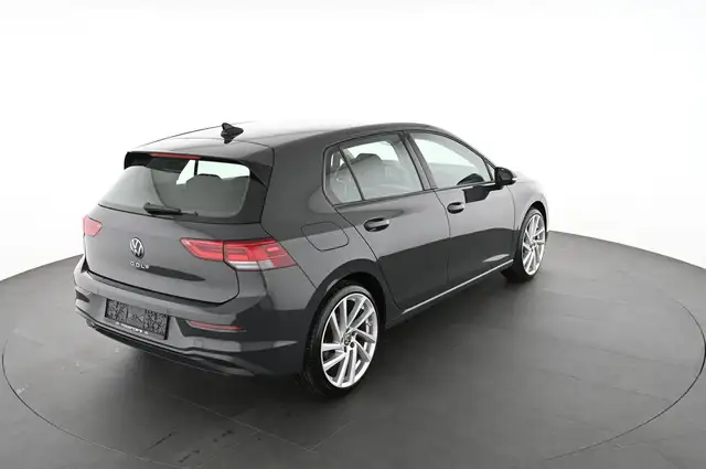 Volkswagen Golf view 2