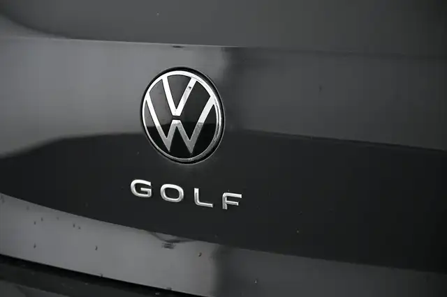 Volkswagen Golf view 13