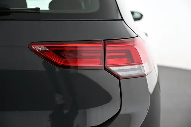 Volkswagen Golf view 14