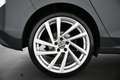 Volkswagen Golf VIII 2.0 TDI Life Pickerl NEU Grau - thumbnail 15