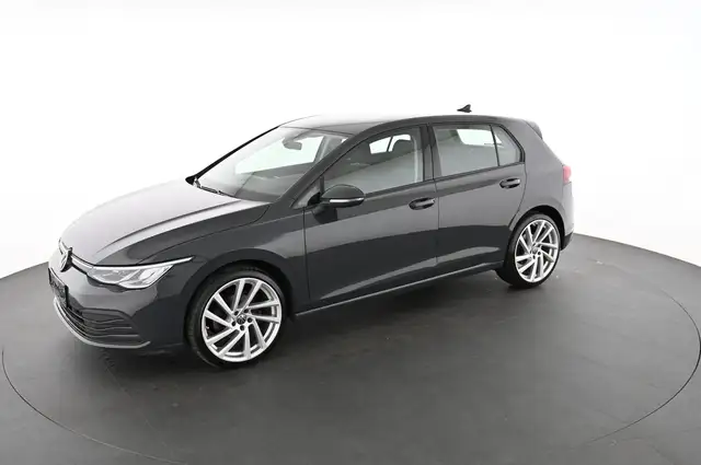 Volkswagen Golf view 3