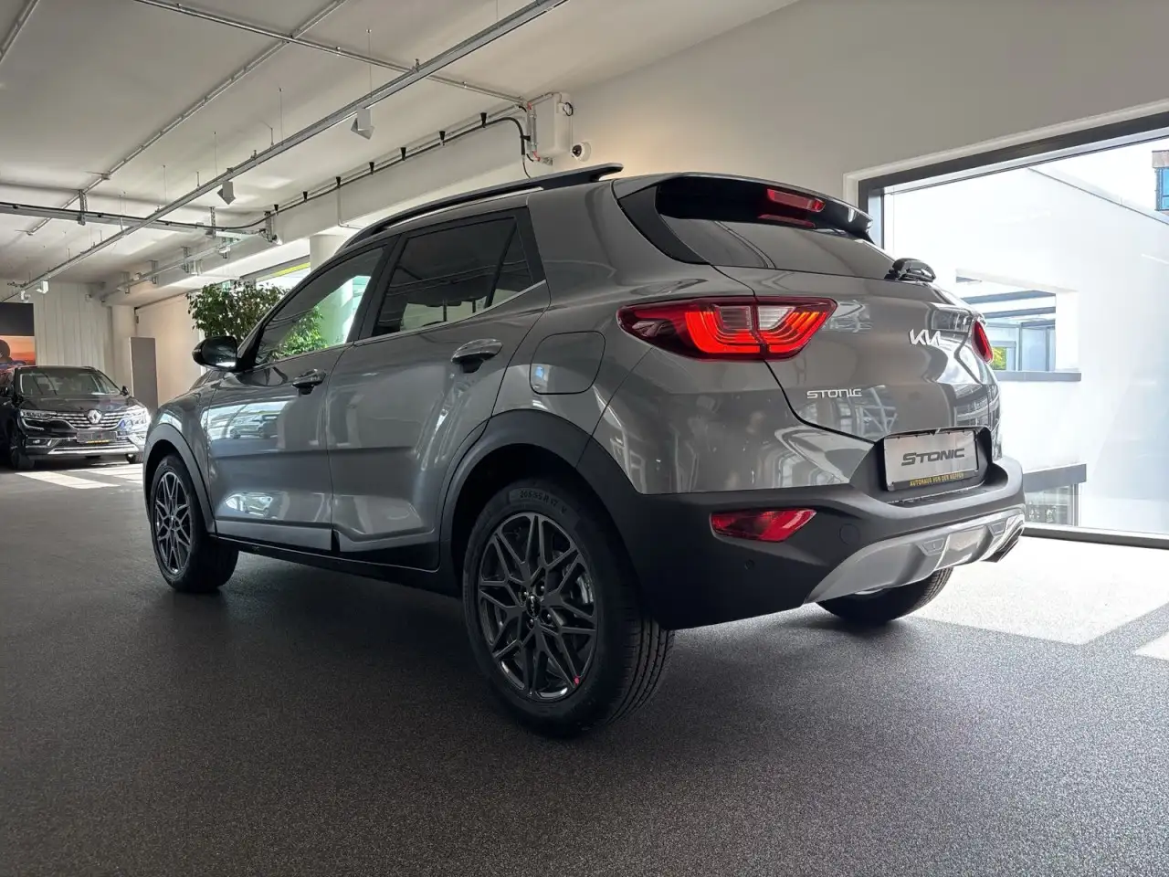 Kia Stonic Nightline Edition 1.0T 100 48V DCT Klima Navi, миниатюра 3
