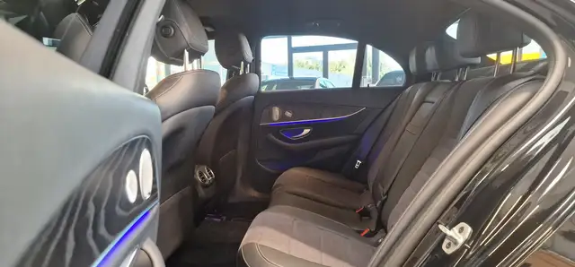 Mercedes-Benz E-Class view 26
