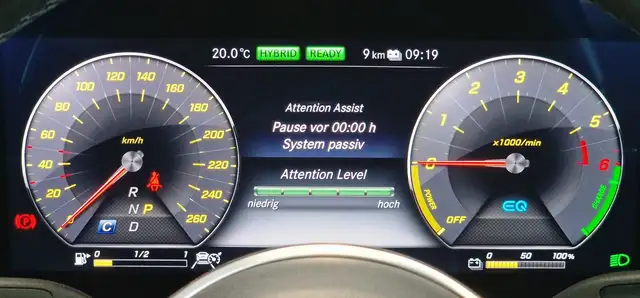 Mercedes-Benz E-Class view 14
