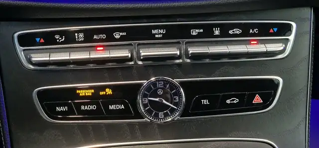 Mercedes-Benz E-Class view 24