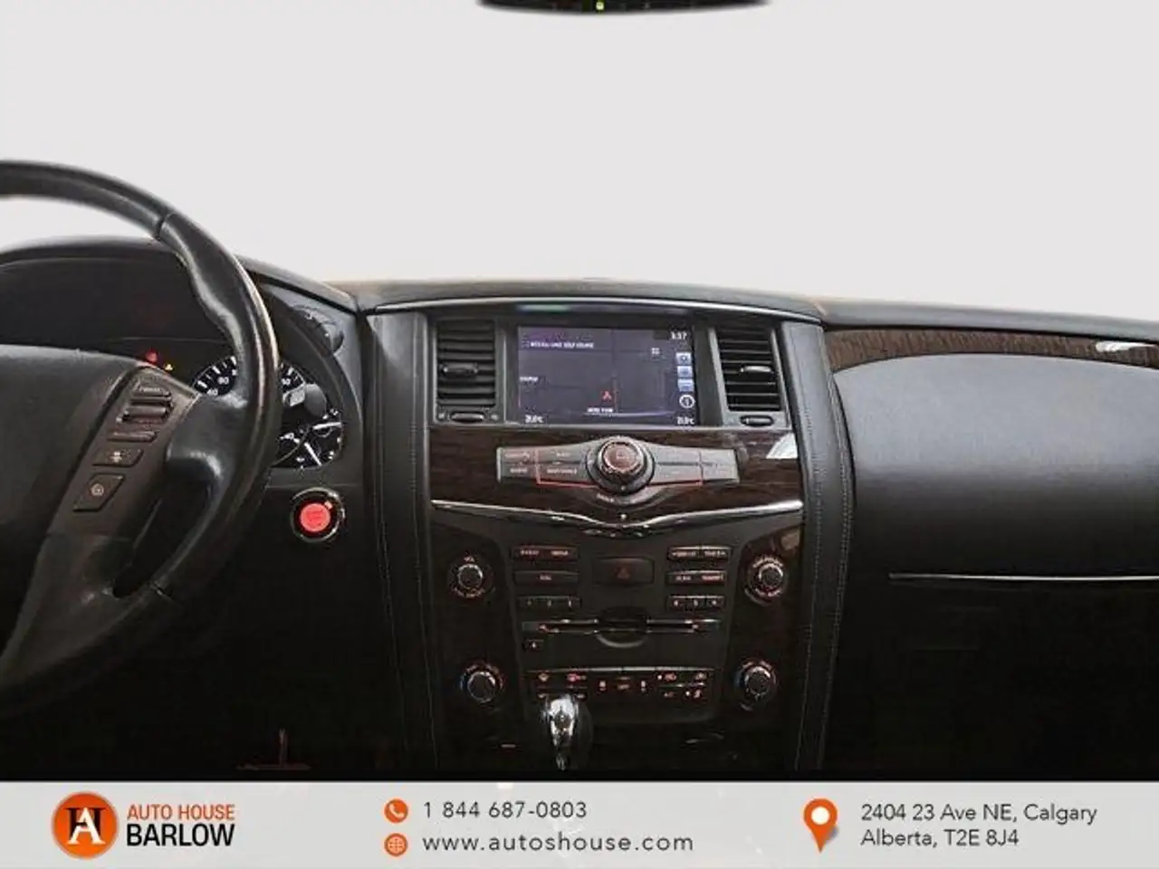 Nissan Armada снимка Nissan Armada