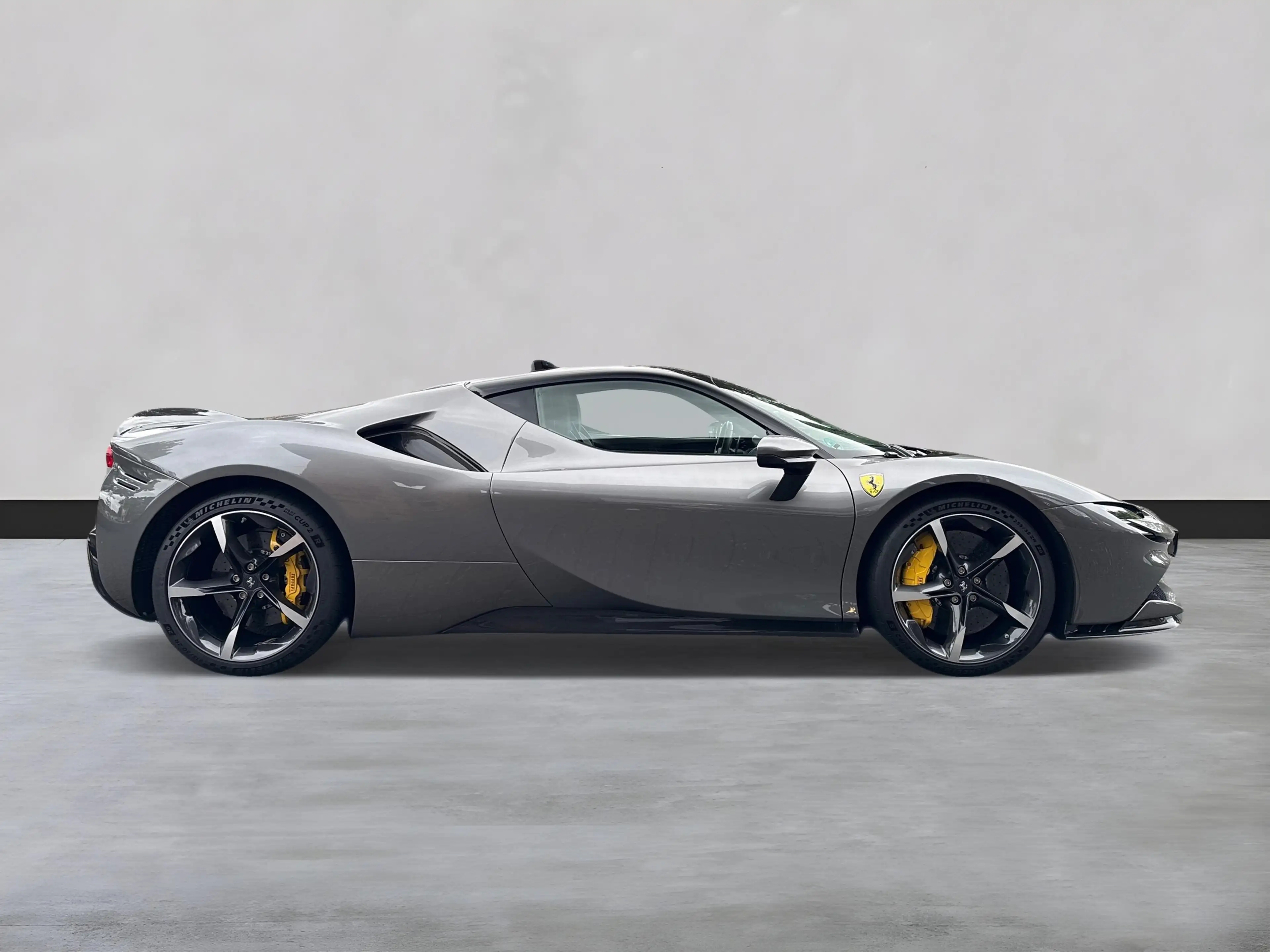 Ferrari SF90 Stradale *Assetto Fiorano*CarPlay*Kamera* — photo 6