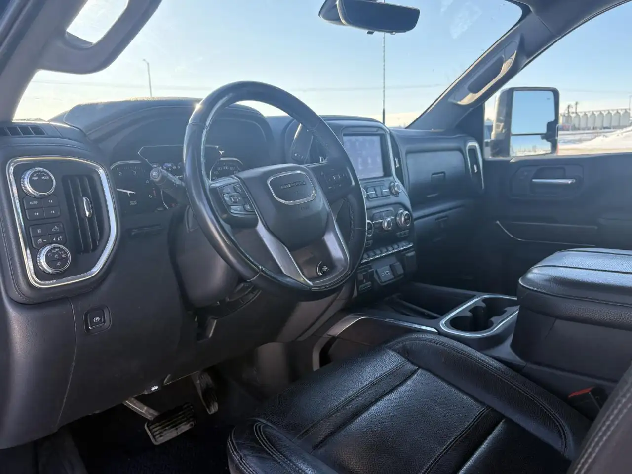 GMC Sierra 2500HD снимка GMC Sierra 2500HD
