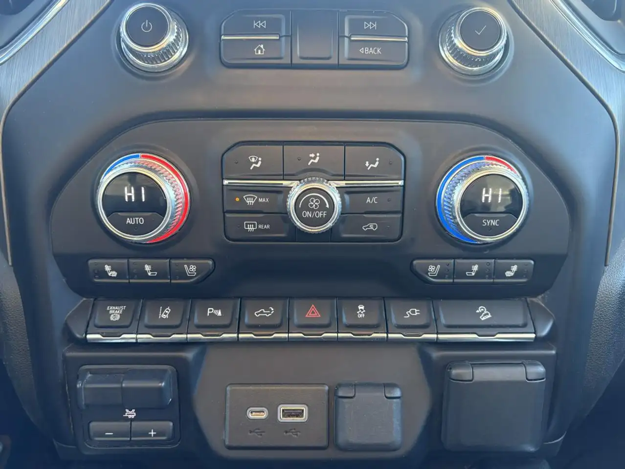GMC Sierra 2500HD снимка GMC Sierra 2500HD