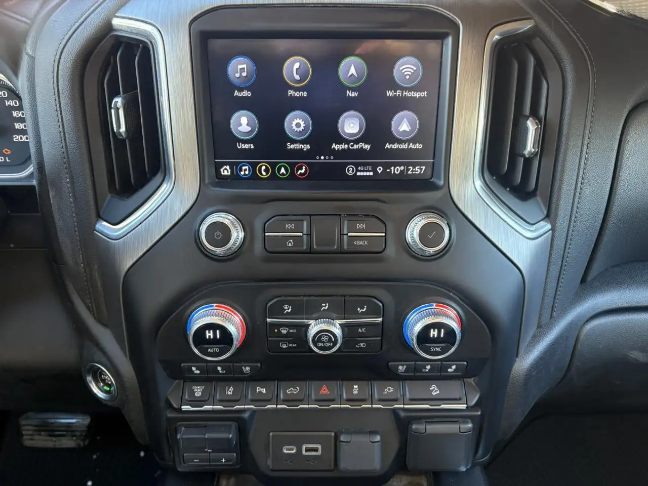 GMC Sierra 2500HD снимка GMC Sierra 2500HD