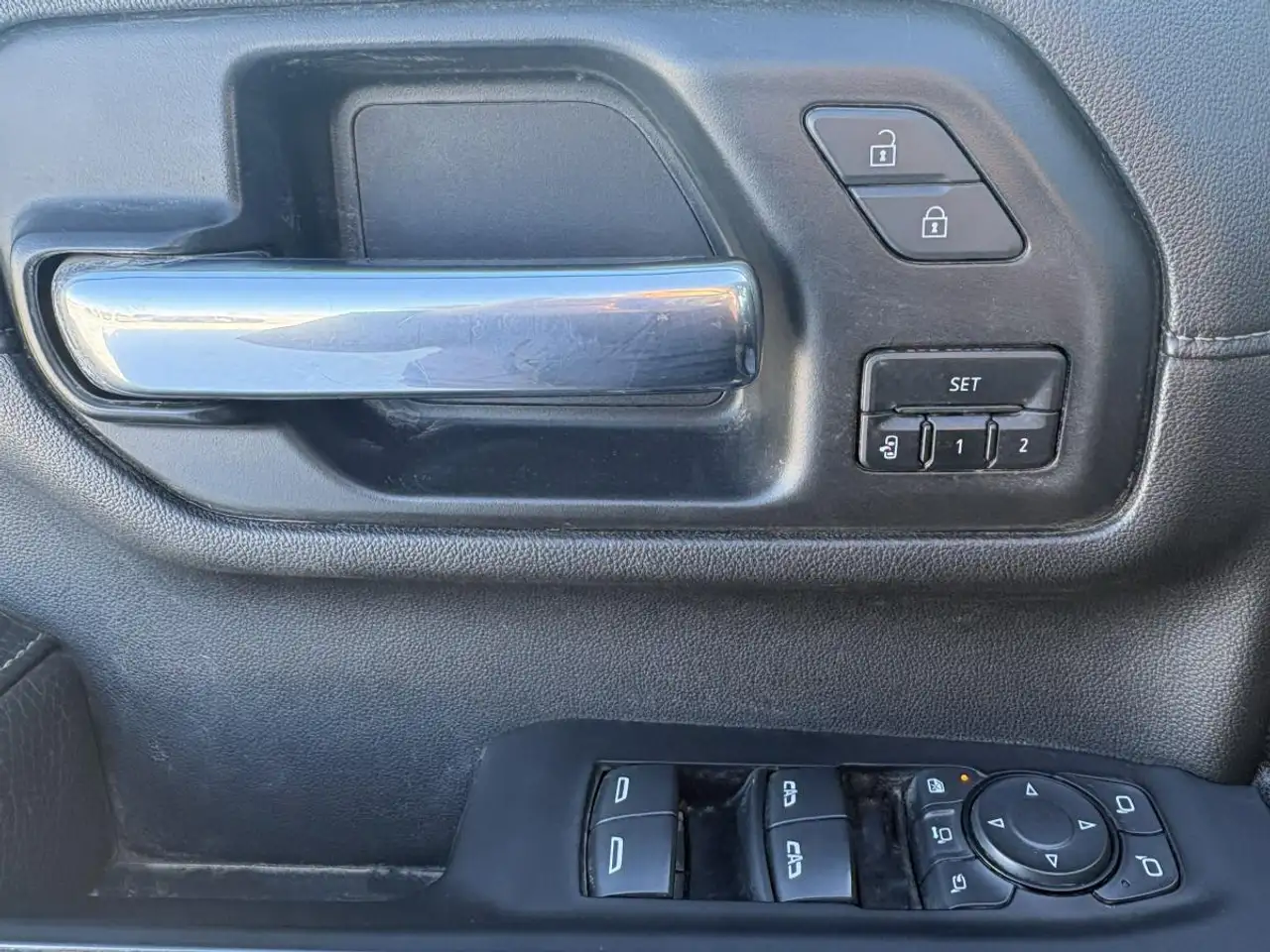 GMC Sierra 2500HD снимка GMC Sierra 2500HD