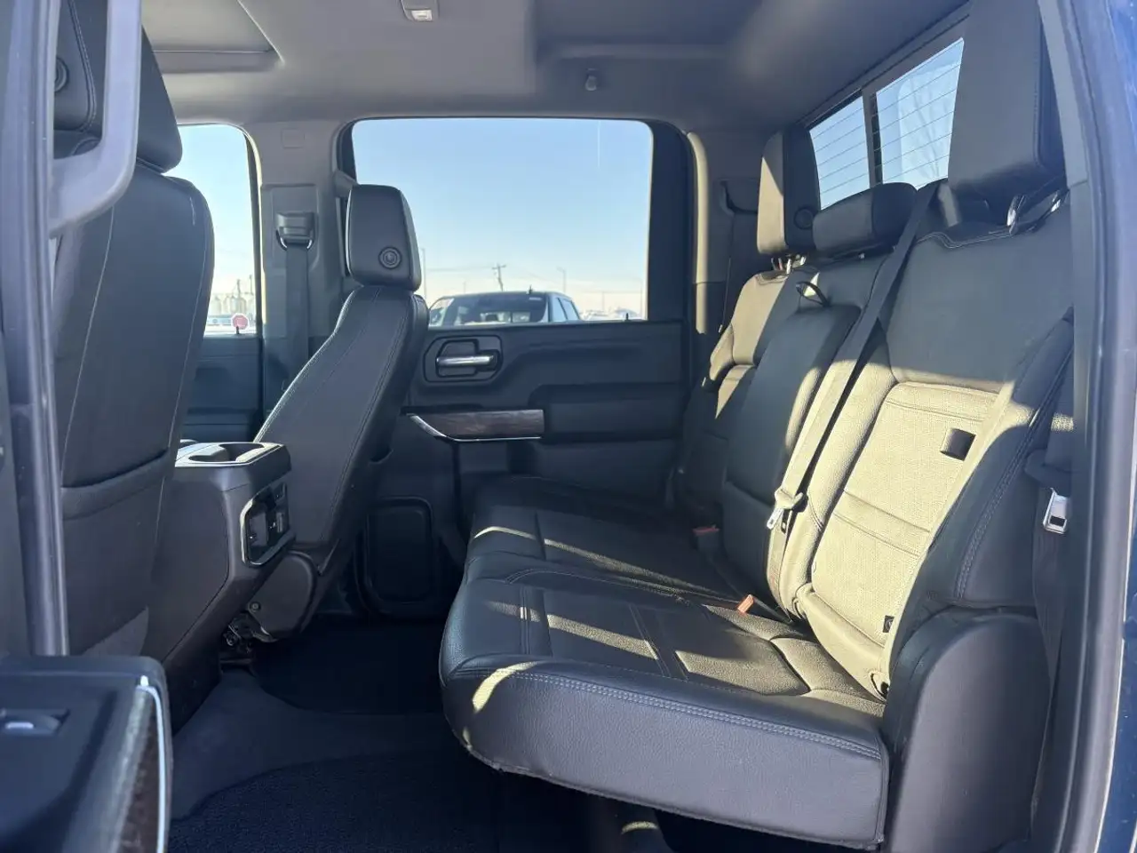 GMC Sierra 2500HD снимка GMC Sierra 2500HD