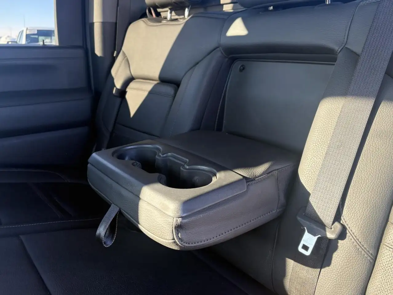 GMC Sierra 2500HD снимка GMC Sierra 2500HD