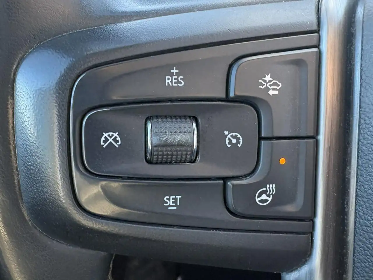 GMC Sierra 2500HD снимка GMC Sierra 2500HD