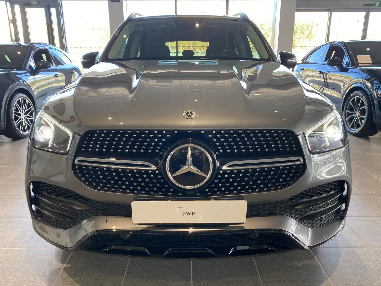 Mercedes-Benz GLE 300 GLE 300 d 4Matic mhev AMG Line Grey - 2