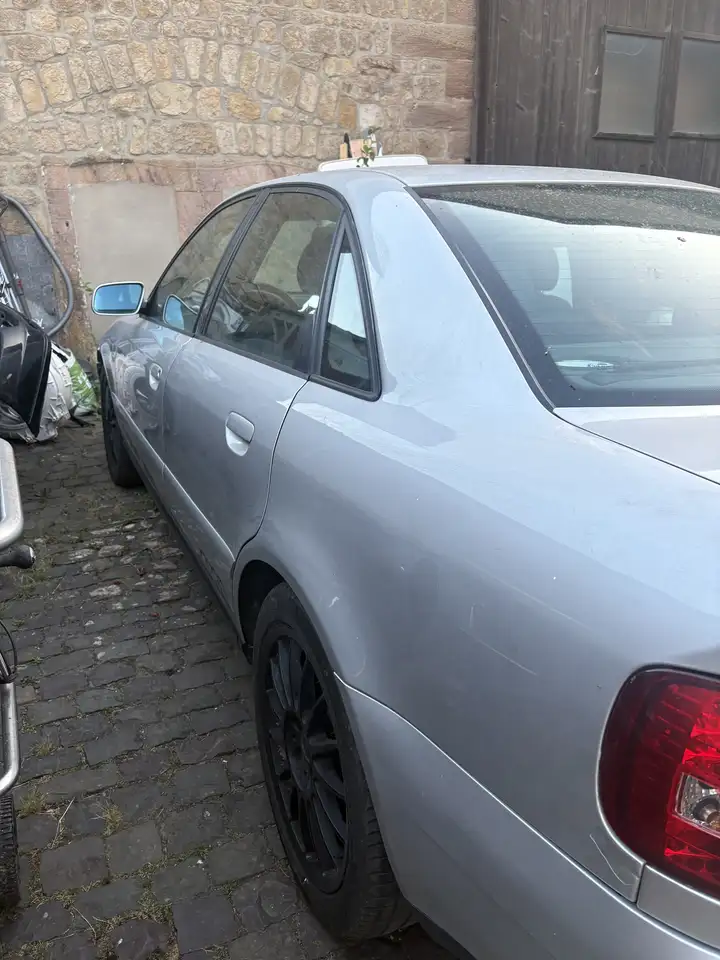 Audi A4 1.8 T, foto 6