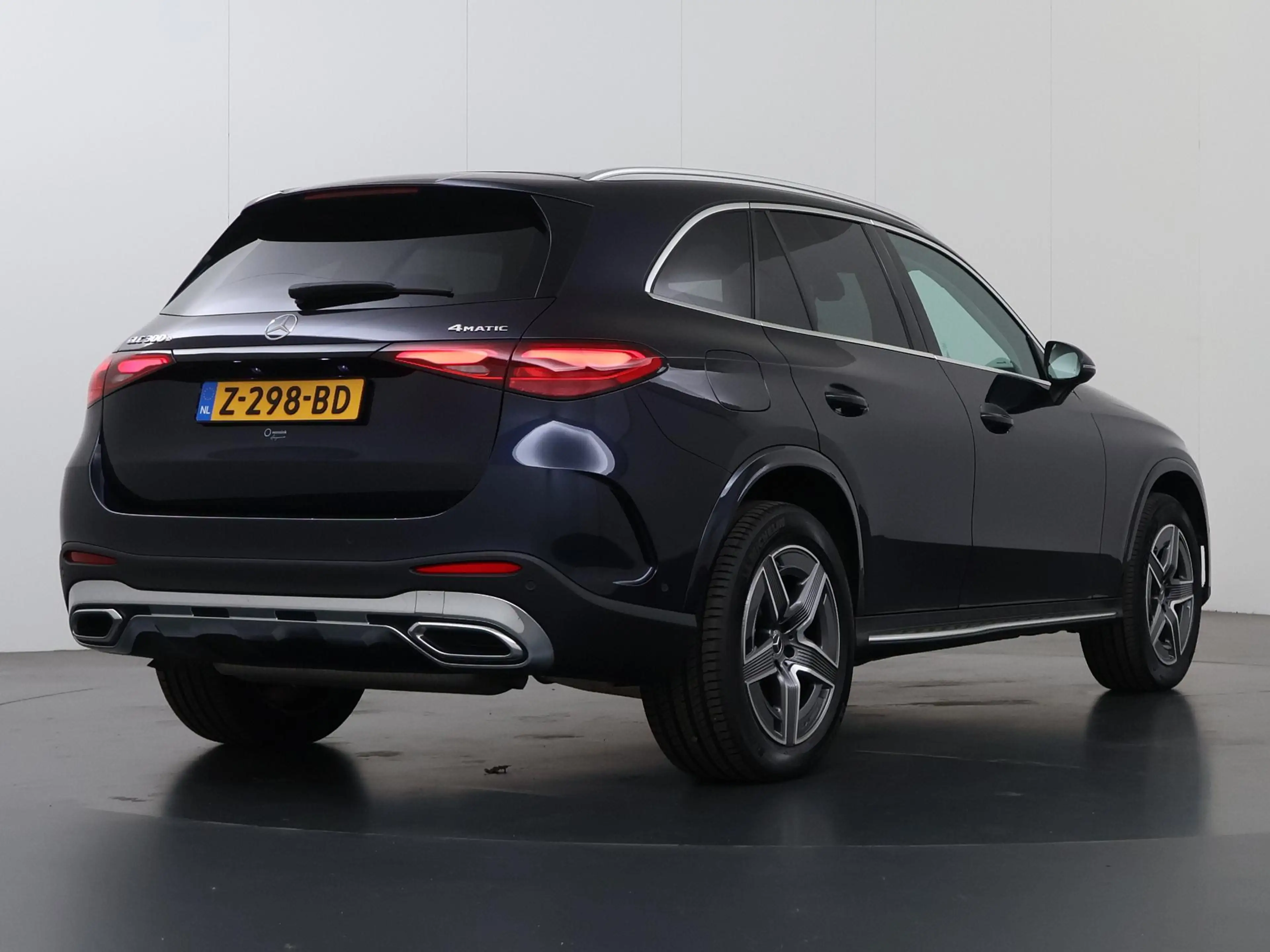 Mercedes-Benz GLC 300 300e 4MATIC AMG Line | Panoramadak | Memory | Geti — photo 2