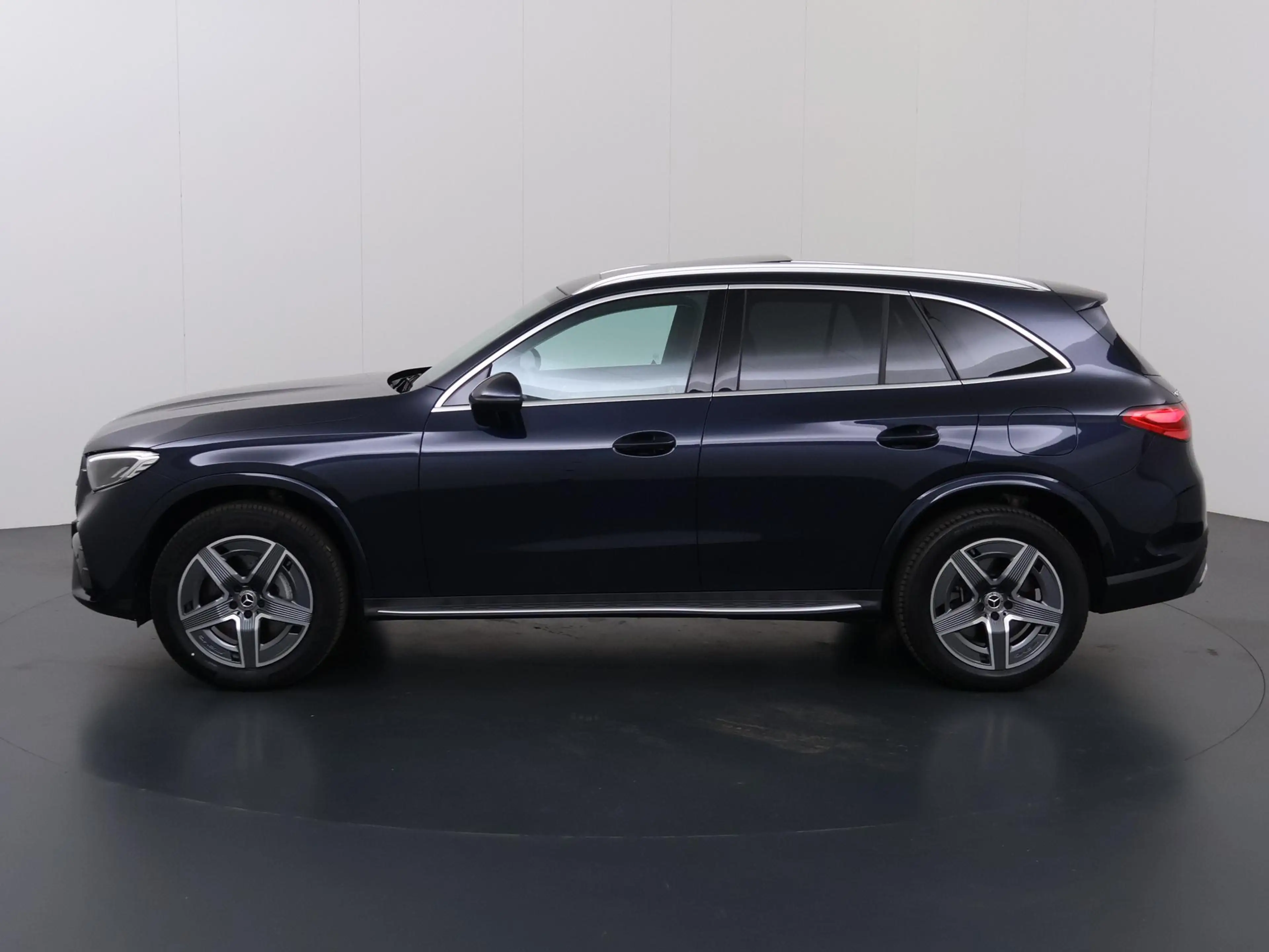 Mercedes-Benz GLC 300 300e 4MATIC AMG Line | Panoramadak | Memory | Geti — photo 5