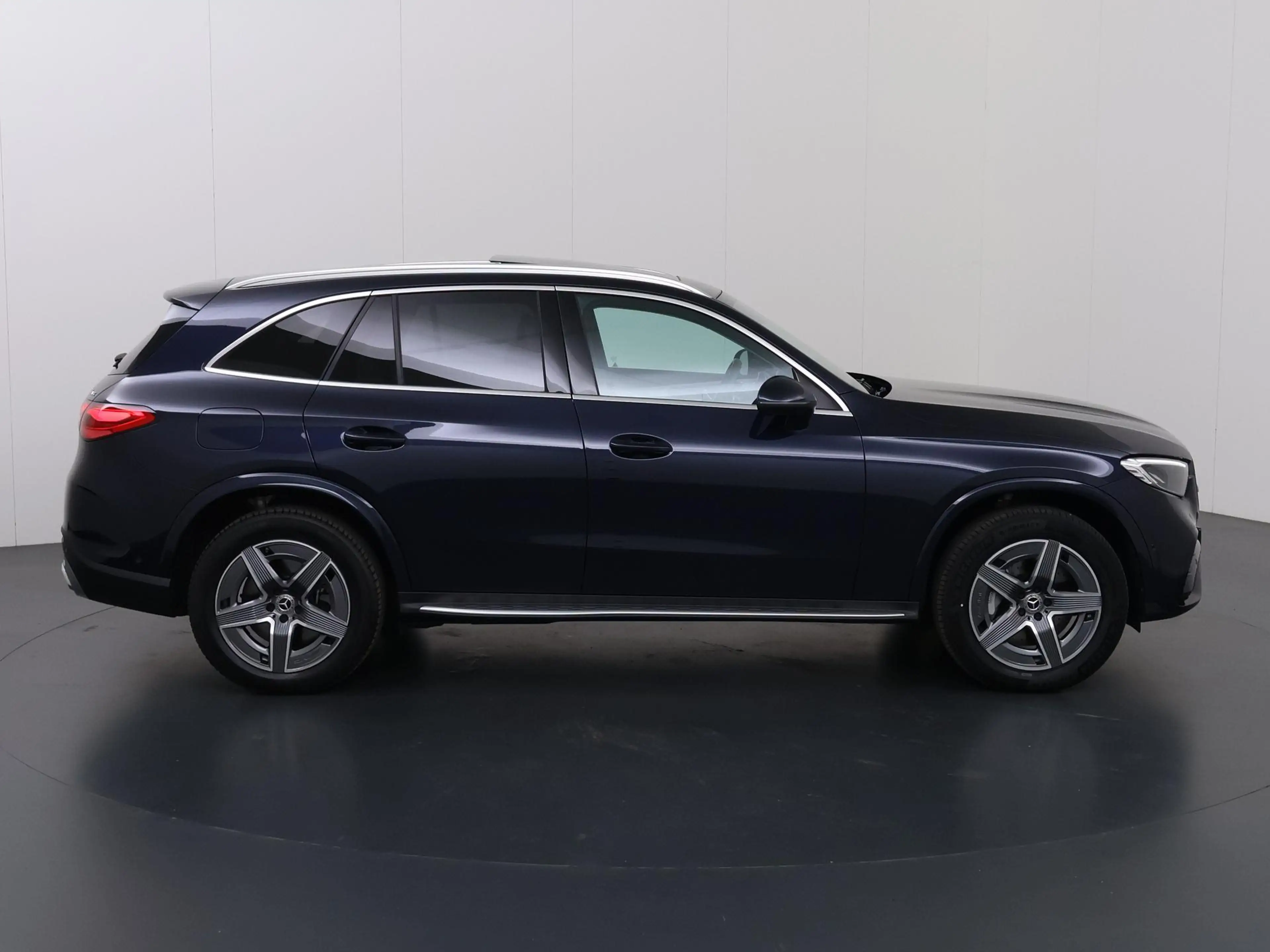 Mercedes-Benz GLC 300 300e 4MATIC AMG Line | Panoramadak | Memory | Geti — photo 6