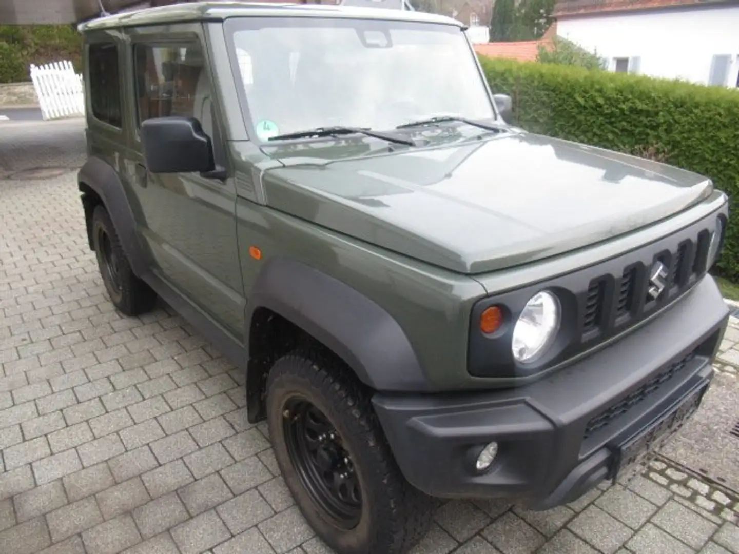 Suzuki Jimny Jimny Comf,4Sitze,Klima,Sitzhz,AHK,Wanne,Gitter Grün - 1