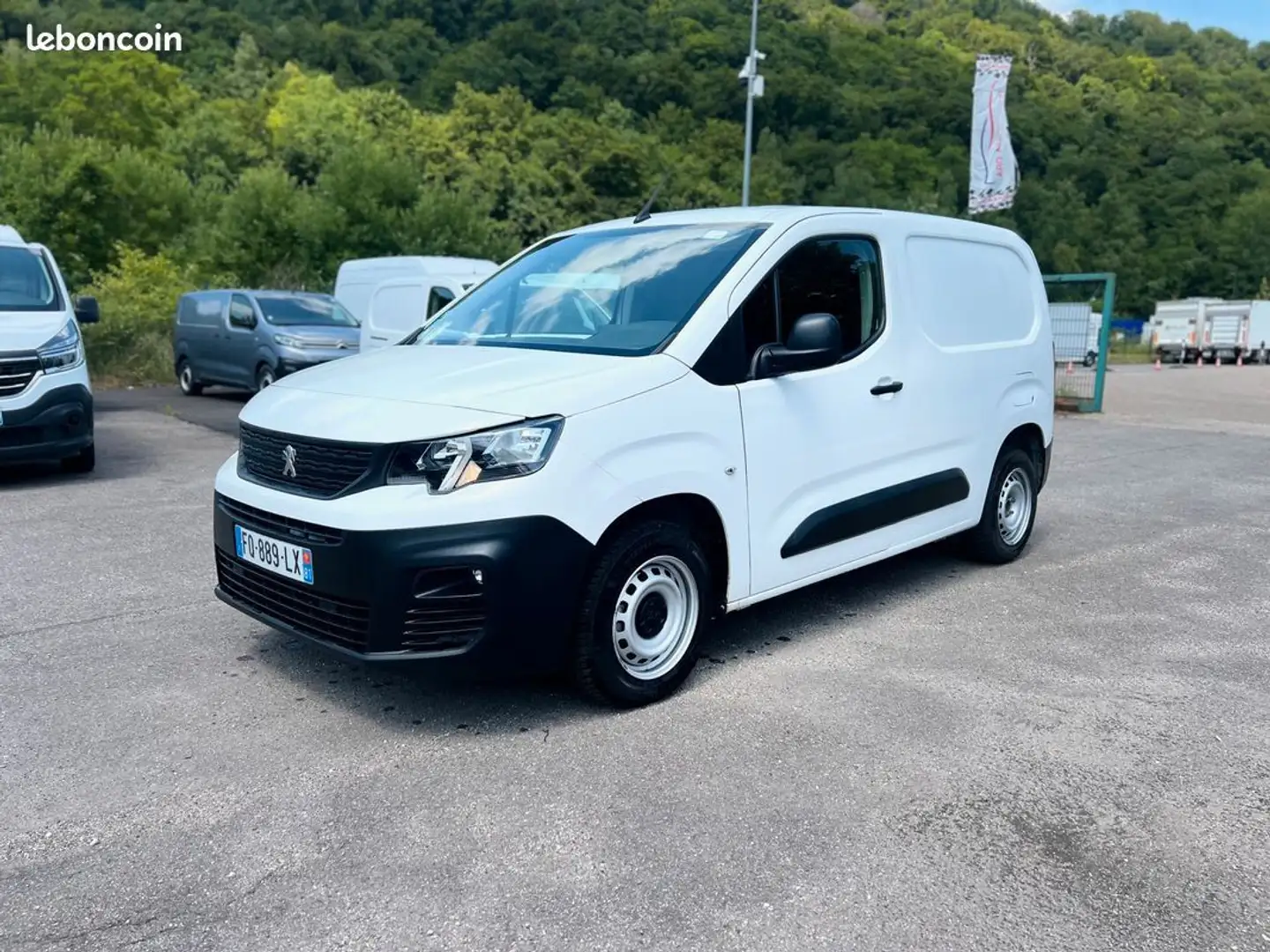 Peugeot Partner iii 100cv -garantie 12 mois - Wit - 1