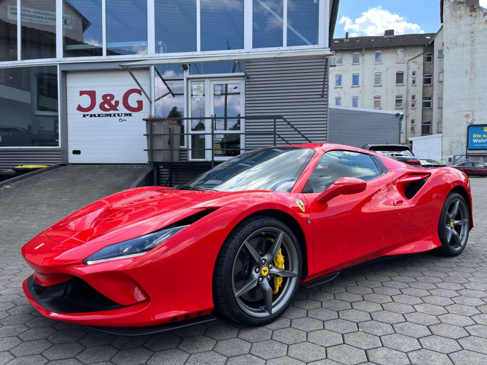 Brugt Ferrari F8 Spider 3.9