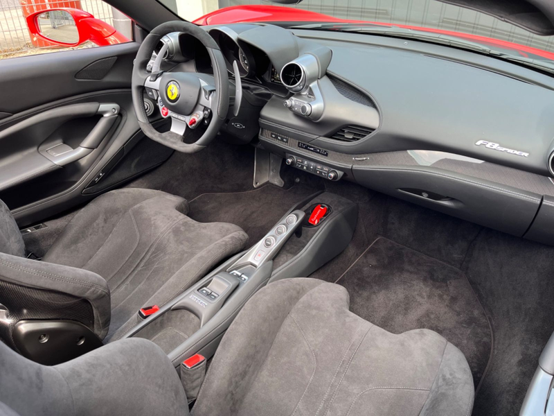Ferrari F8 Spider Lift*Carbon-Seats*Alcantara*Garantie-5 — photo 9